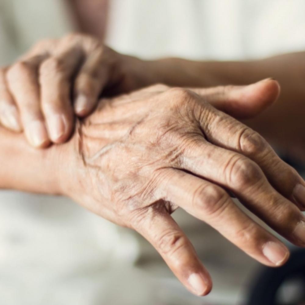 With early detection, doctors could better manage the symptoms of Parkinson’s disease, and potentially slow the progression of disease. Photo: Shutterstock.