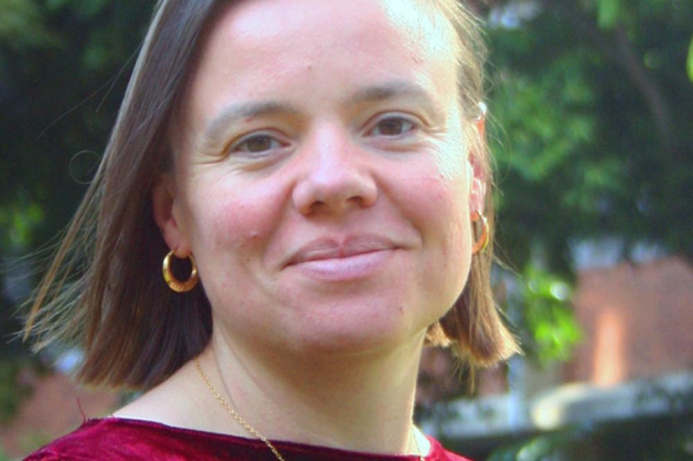 Emma Sierecki headshot